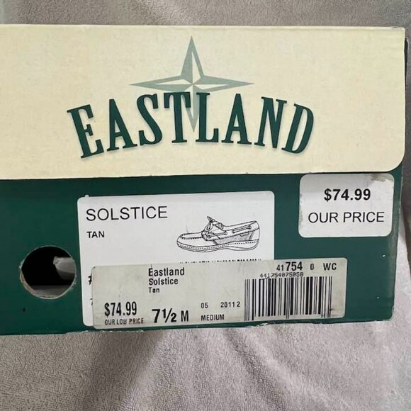 🐻Size 7.5 - Eastland - Tan Loafers - Picture 2 of 7